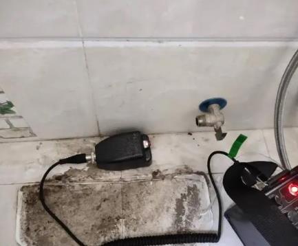 德惠屋顶漏水维修公司分享下卫生间漏水的危害及解决方法